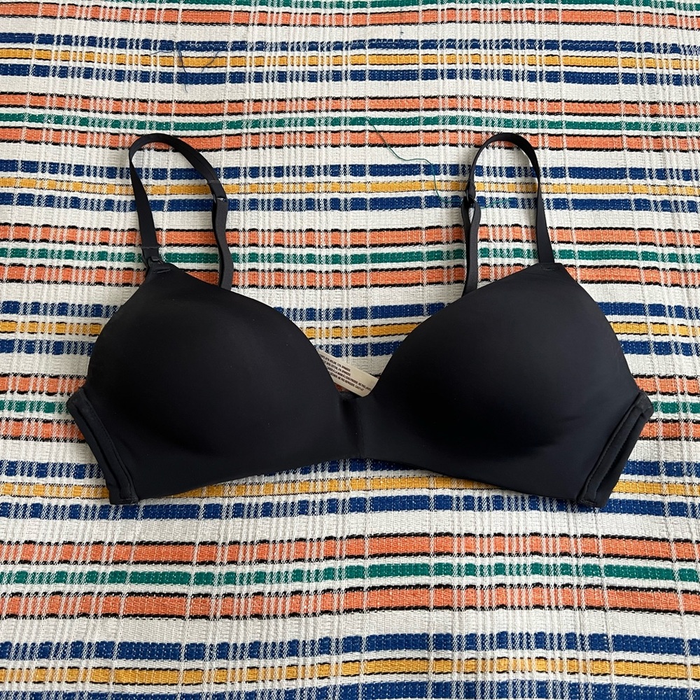 Black Nursing bra by Gilligan & OMalley, 36B